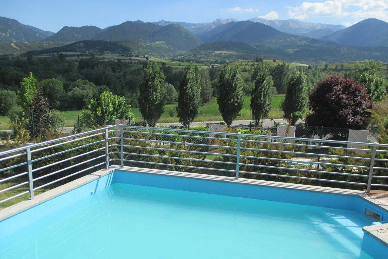 Alberg La Bruna Bellver De Cerdanya ภายนอก รูปภาพ
