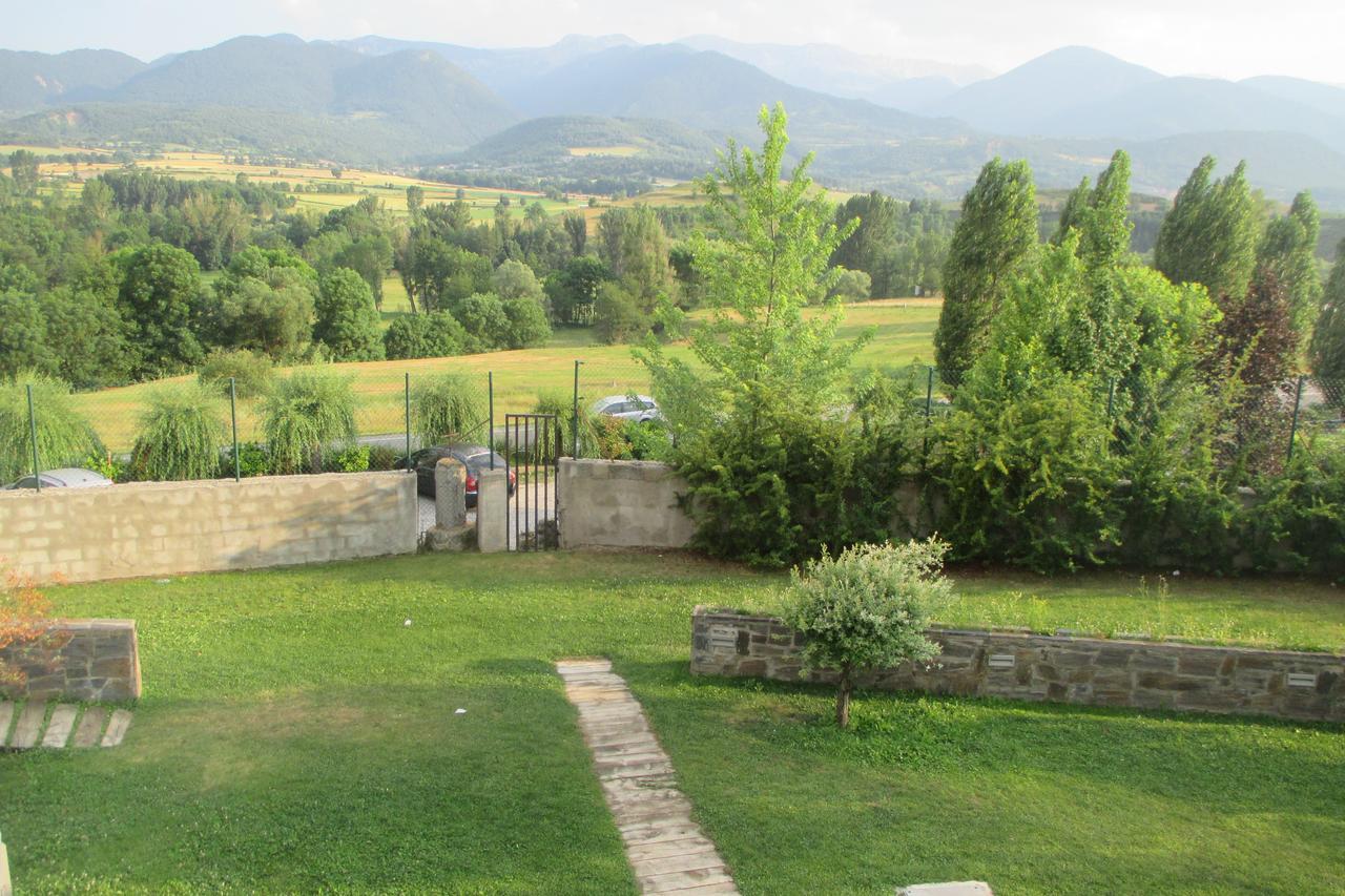 Alberg La Bruna Bellver De Cerdanya ภายนอก รูปภาพ