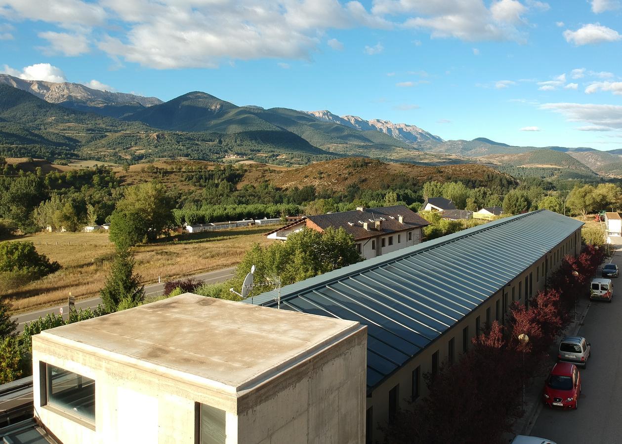 Alberg La Bruna Bellver De Cerdanya ภายนอก รูปภาพ